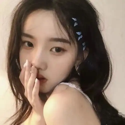 仙气女头爱人未现,鲜花已谢