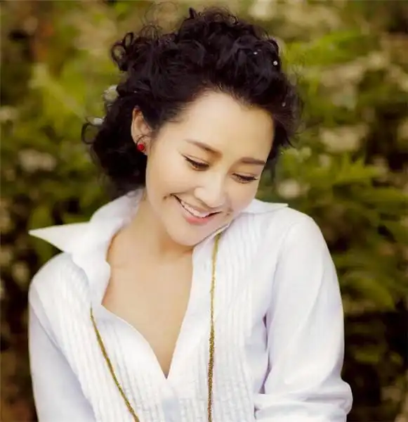 四大冻龄女神,年纪越大越有韵味的女星,网友岁月不败美人