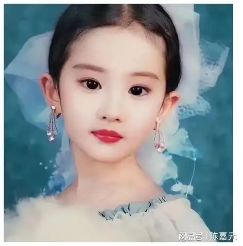 照片里小女孩和刘亦菲长得这么像,他们竟是这样的关系