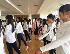 我院副院长林莉赴西南财经大学担任女生成长记训练营教官