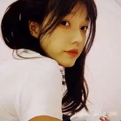 胶片日系女生头像希望你的可爱,可以治愈一切不可爱