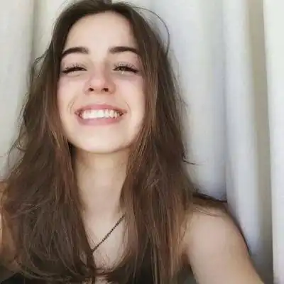 女生头像阳光干净正面毕