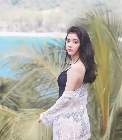 如何向不认识的女生要微信
