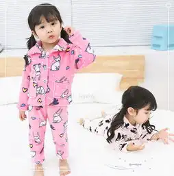 2018秋冬季新款韩版男女童睡衣中小童法莱绒卡通睡衣两件套代发