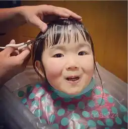 靠丑照萌哭全球1000000粉丝,但你就是我想要的傻丫头