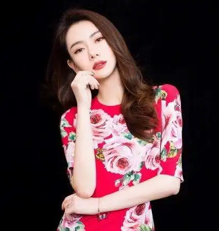 女生可爱头像.清新戚薇