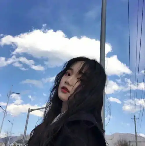 这个头像是情头吗,有和这个头像对应的情头吗