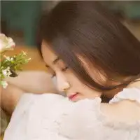 手绘唯美女孩插画短发微信头像图片大全