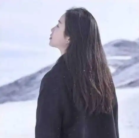 真人头像女高清侧脸美照