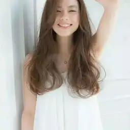 他是理发界的传说8年只为女生剪短发,好评无数