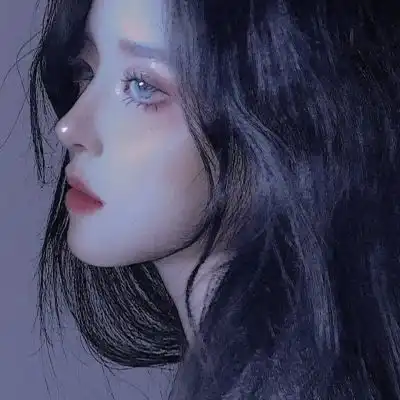女性头像简单气质成熟q