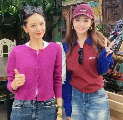 佟丽娅麦迪娜回新疆被偶遇,麦迪娜像二十出头小姑娘,状态超赞