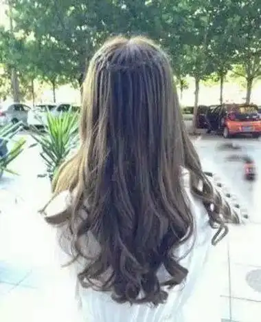 长发的最爱15款婉约文静中长发韩式发型