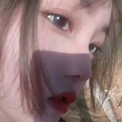 女生可爱嘟嘴头像