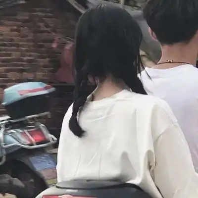 情侣头像一左一右配对真人图片,很甜呐