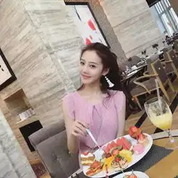 没有对比就没有伤害昨晚的网红大会,颜值最高的居然是她