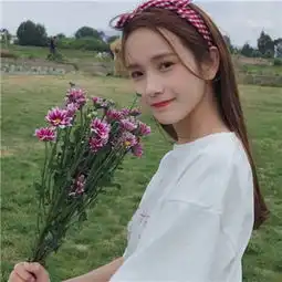 温柔女头像高清无水印