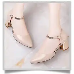 小童马新款女鞋韩版一字扣粗跟单鞋女