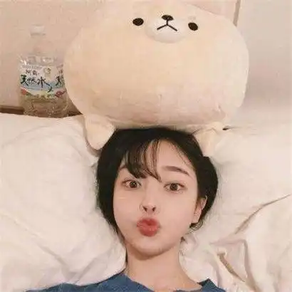 快手流行头像女生可爱烫