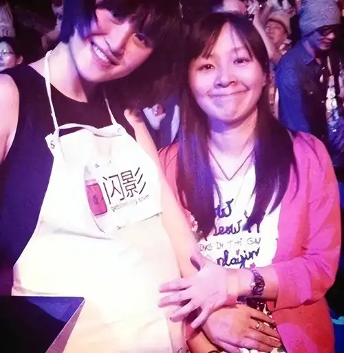 广东女孩考上985名校,大三嫁大18岁大叔,休学生子,现状如何