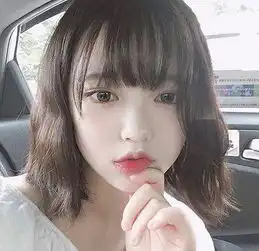 非主流带字头像女短发脸