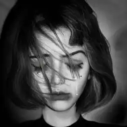 黑暗头像女生真人霸气伤