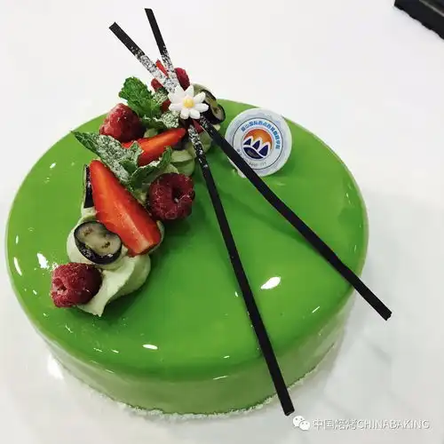 茉莉清茶慕斯