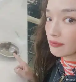敢坚持不懈发素颜自拍的,大概就只有舒淇了吧
