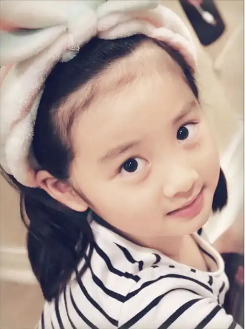 永远是美好的小女孩