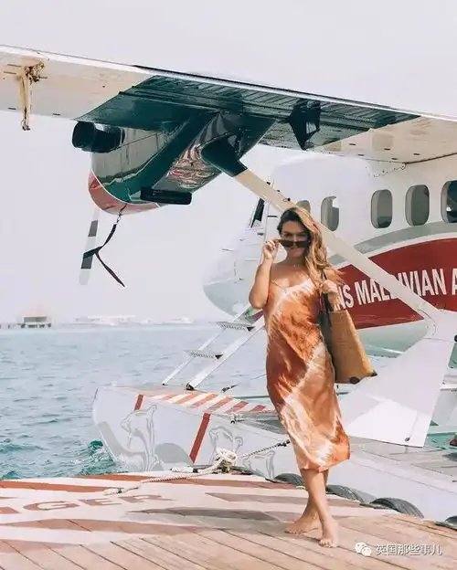 狂热粉丝跟踪美女网红,威胁要绑架强奸,警察却觉得她被害妄想