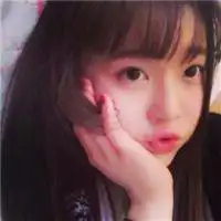 所以我们还是年轻的模样伤感女生头像