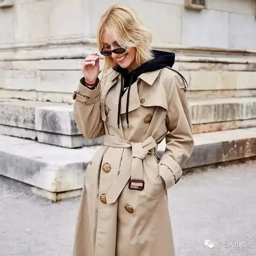 风衣大衣里面穿什么内搭