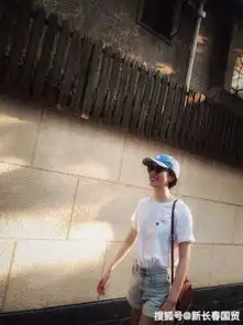 李亚鹏女友近照曝光,身材高挑气质出众,大长腿十分抢镜