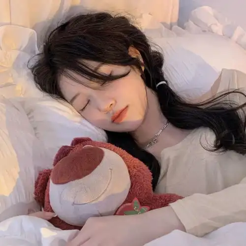 真人女生头像星河依然滚烫,我寻找到了我的太阳