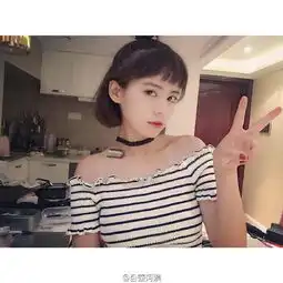 网红女生头像双人卧蚕阿
