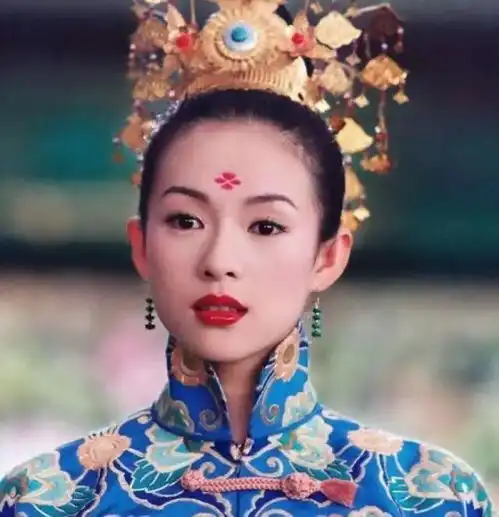 遭遇三重门,下嫁汪峰,国际章章子怡,一个把野心写在脸上的女人