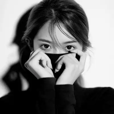黑白头像女唯美高清图片