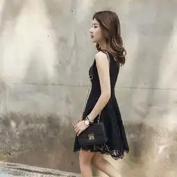 轻熟优雅的连衣裙搭配,细腻精致,满满的都是女人味

