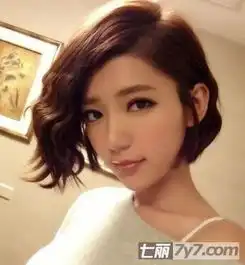 适合胖圆脸女生的发型人气短发显瘦显气质