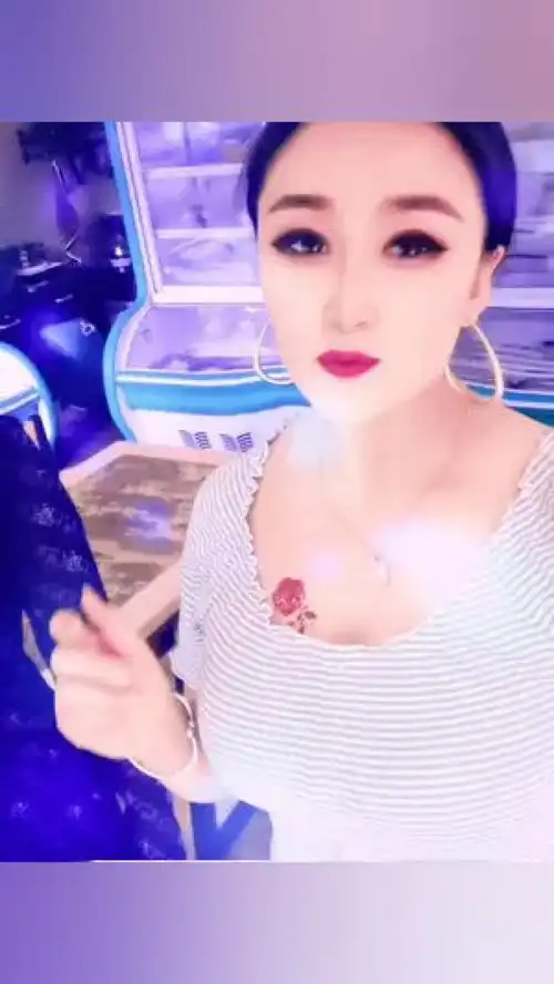 世上美女千千万我的闺蜜最好看姐妹成对快乐加倍