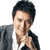 成熟优雅女生图片头像冯