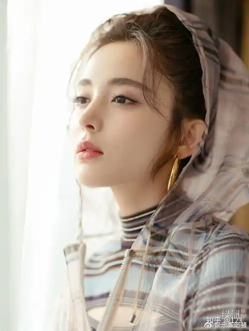 中国女演员中颜值最高的前三是谁
