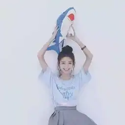 这个女生叫什么