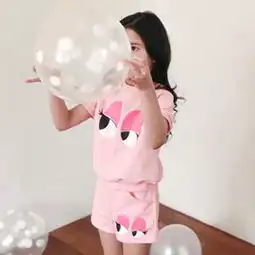 女童短t恤

