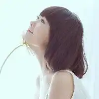 清新侧脸马尾头像女生微信头像图片大全