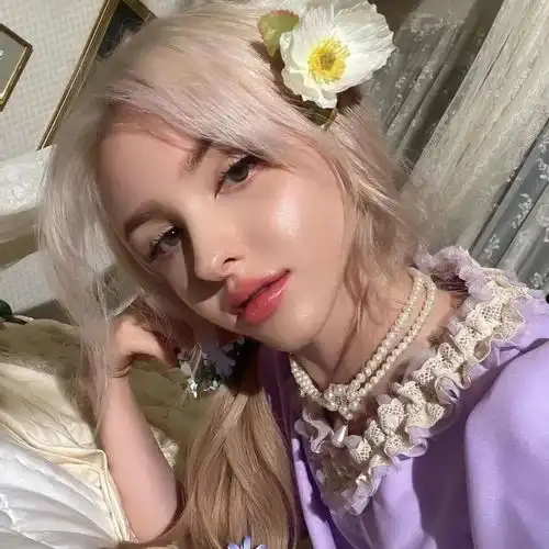头像篇十,女孩子抵抗不了的一组头像来袭,狠狠给我用起来