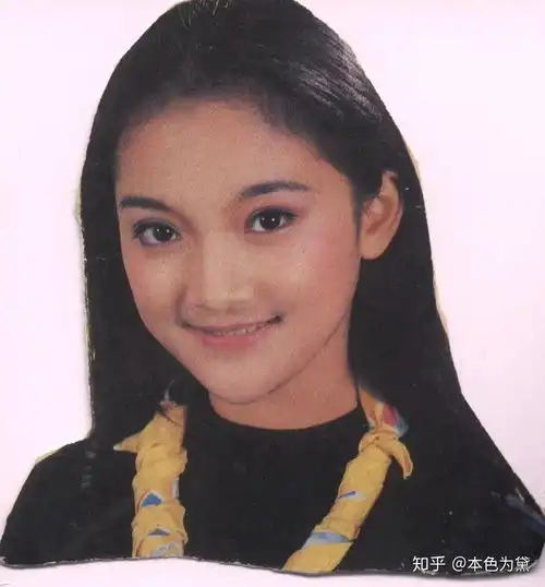 大眼头像女生头像眼部整