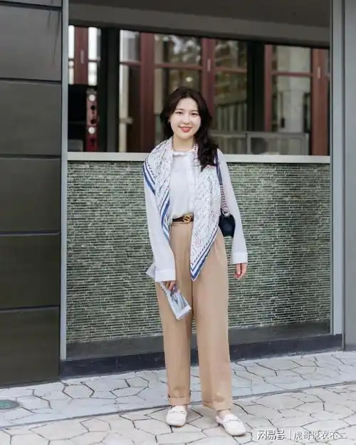 中年女性也可以很优雅,超高级的成熟风穿搭,让你化身气质佳人