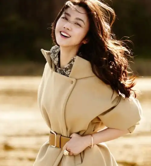 汤唯女儿剪头发被叫哥哥,性格率真随妈妈,女方丈夫身份却引热议