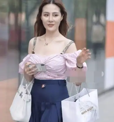 摄影美女小姐姐千言万语里,只有我一句话能代表我的心